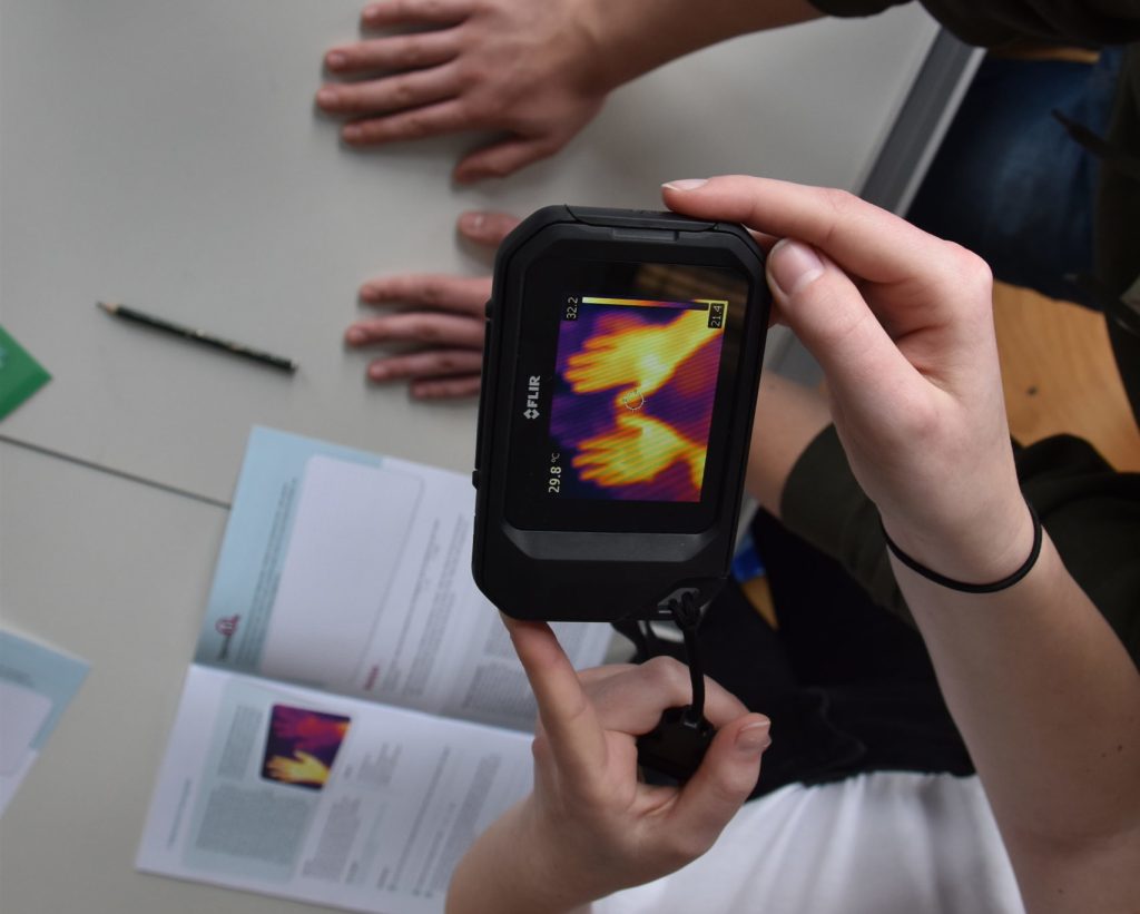 MINT2gether: Bedarfsorientierte Zukunftskompetenzen für Schulen im Raum Stuttgart